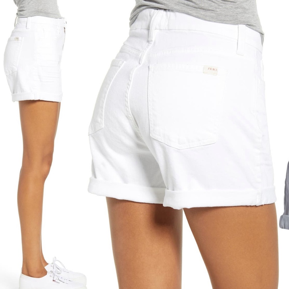 Jen 7 | Roll cuff white denim shorts